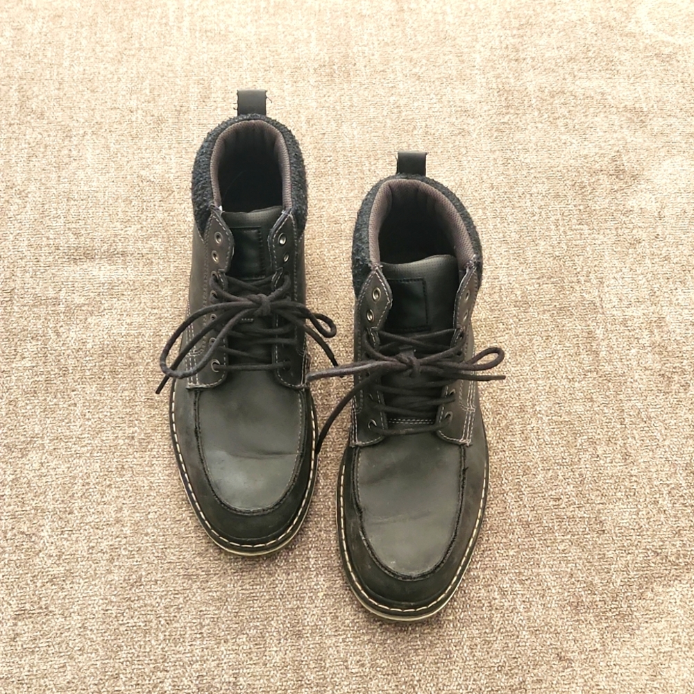 Men's Sonoma Boots Size 11M Gray
